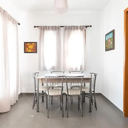 Filyra Beachfront Villa *