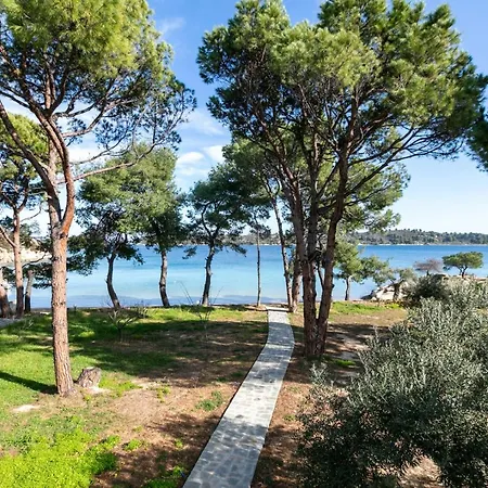 Villa Filyra Beachfront